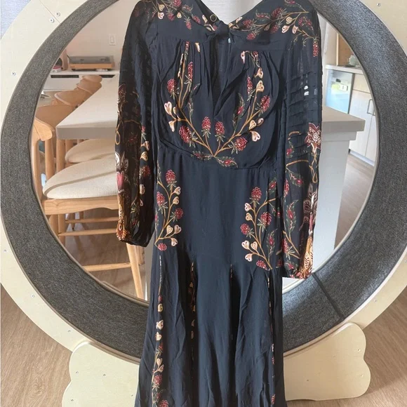 Farm Rio Black Berry Garden Long Sleeve Pleated Maxi Dress - Picture 6 of 11